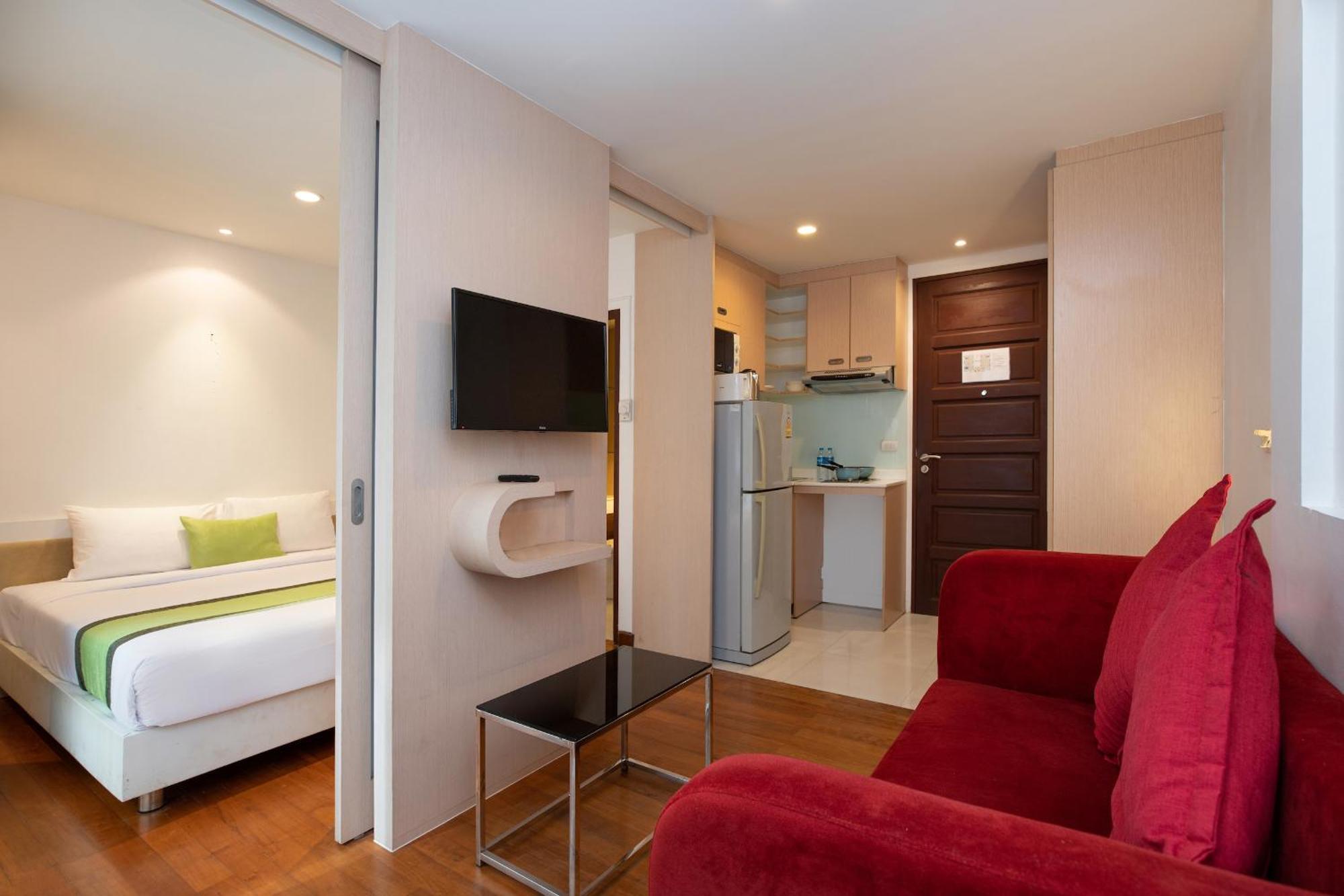 Icheck Inn Residences Patong Экстерьер фото